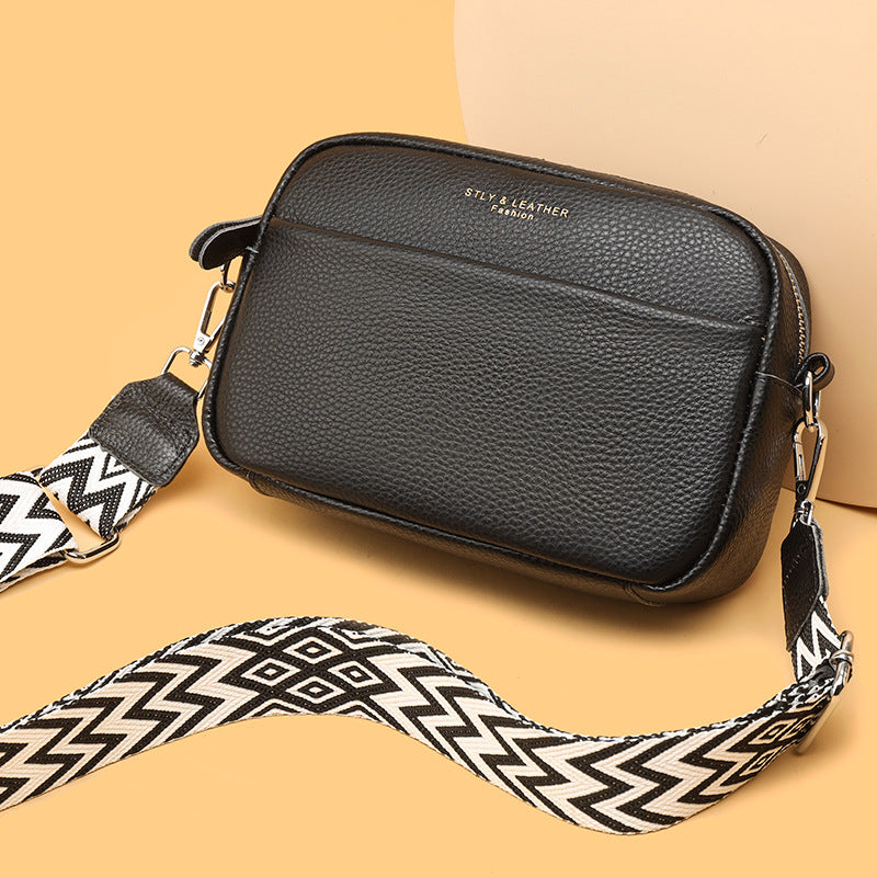 Chic Crossbody Bag With Rhombus Embroidered