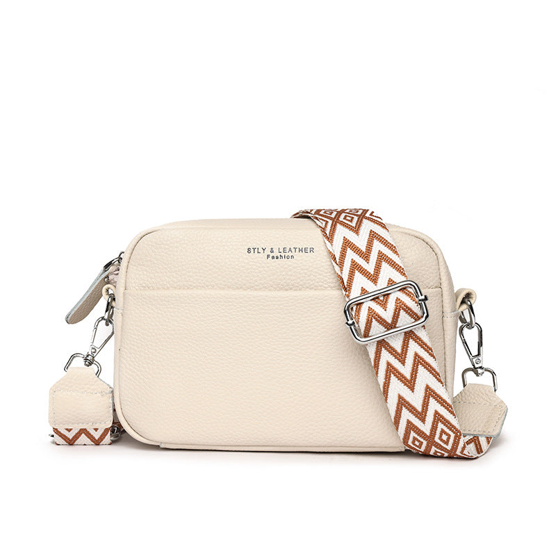 Chic Crossbody Bag With Rhombus Embroidered